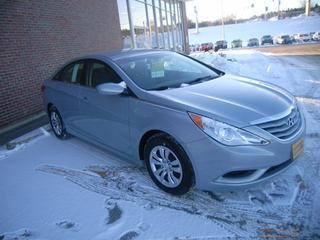 Hyundai Sonata 2011 photo 3
