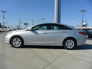 Hyundai Sonata 2011 photo 4