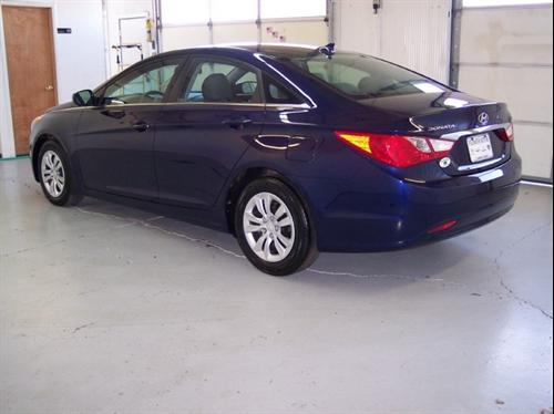 Hyundai Sonata 2011 photo 4