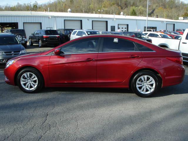 Hyundai Sonata 2011 photo 1