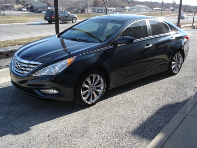 Hyundai Sonata 2011 photo 3