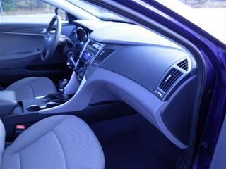 Hyundai Sonata 2011 photo 1