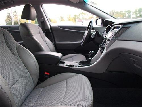 Hyundai Sonata SE Other