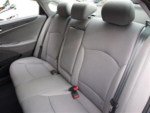 Hyundai Sonata 2011 photo 4