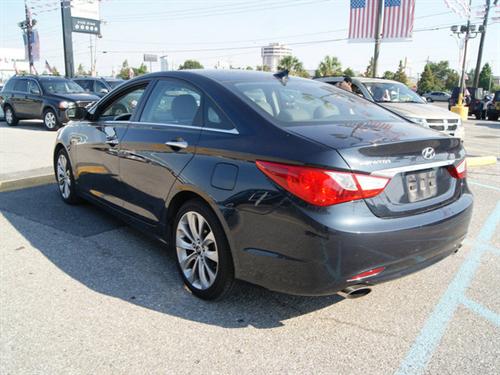 Hyundai Sonata 2011 photo 1