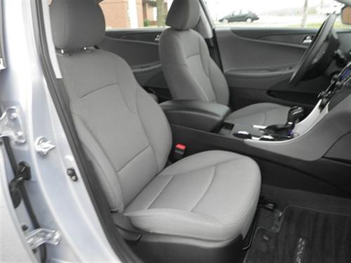 Hyundai Sonata 2011 photo 4