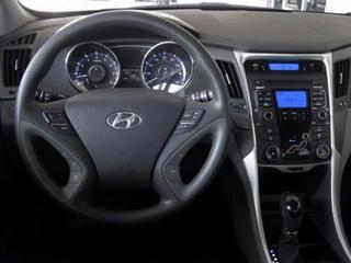 Hyundai Sonata 2011 photo 1
