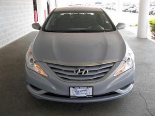 Hyundai Sonata 2011 photo 4