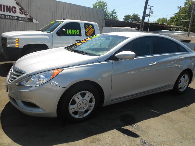 Hyundai Sonata 2011 photo 10