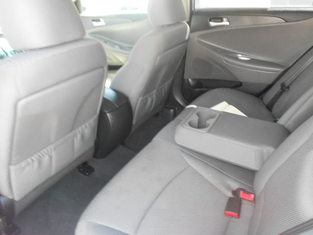 Hyundai Sonata 2011 photo 5