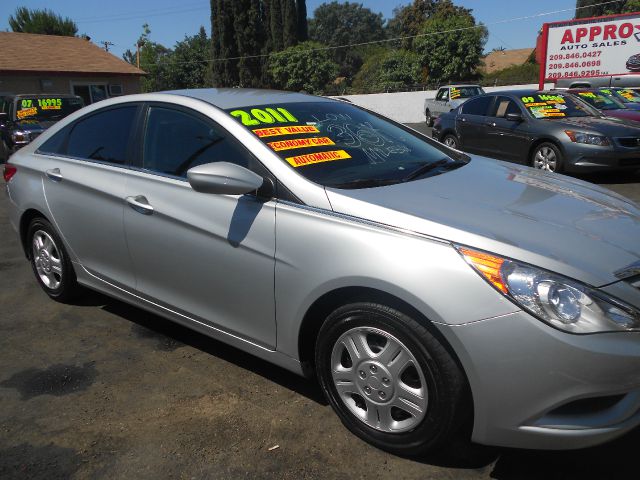 Hyundai Sonata 2011 photo 7