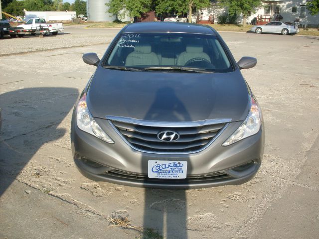 Hyundai Sonata 2011 photo 1