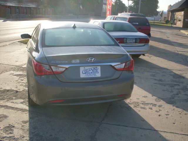 Hyundai Sonata 2011 photo 3