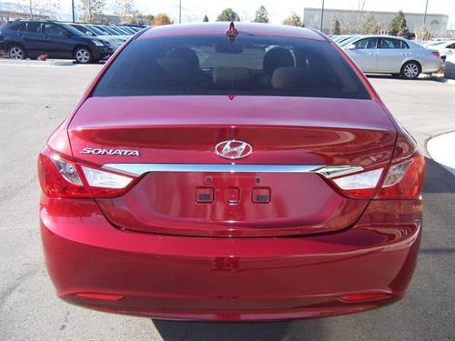 Hyundai Sonata 2011 photo 4