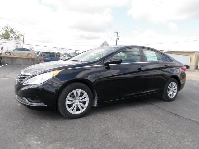 Hyundai Sonata 2011 photo 2