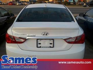 Hyundai Sonata 2011 photo 5