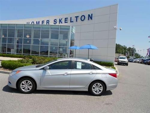 Hyundai Sonata 2011 photo 2