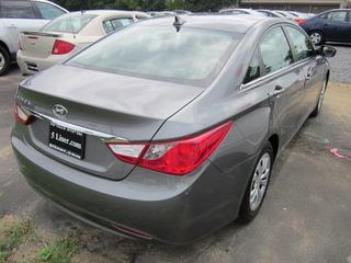 Hyundai Sonata 2011 photo 1