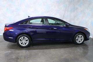 Hyundai Sonata 2011 photo 1
