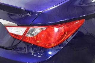 Hyundai Sonata 2011 photo 2