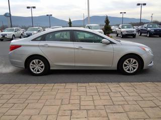 Hyundai Sonata 2011 photo 3