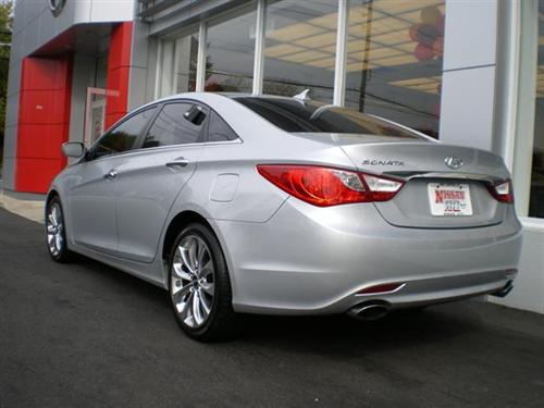 Hyundai Sonata 2011 photo 4