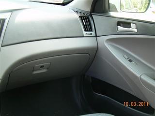 Hyundai Sonata 2011 photo 2