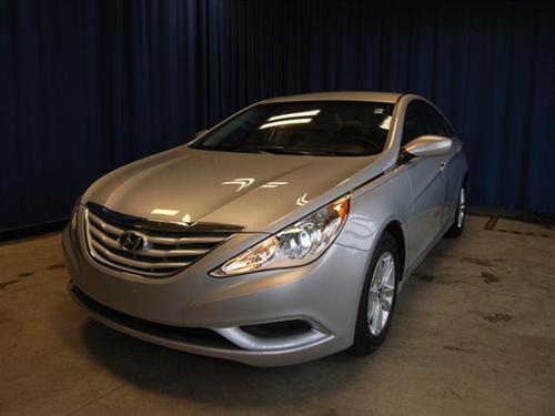 Hyundai Sonata 2011 photo 1