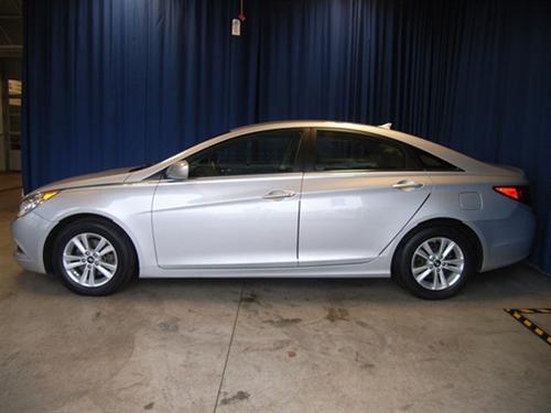 Hyundai Sonata 2011 photo 2