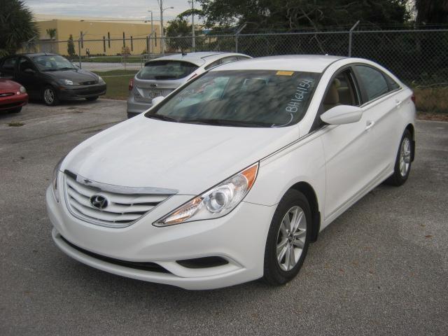 Hyundai Sonata 2011 photo 2