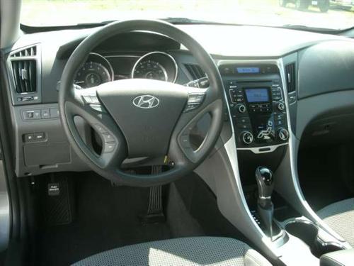 Hyundai Sonata 2011 photo 4