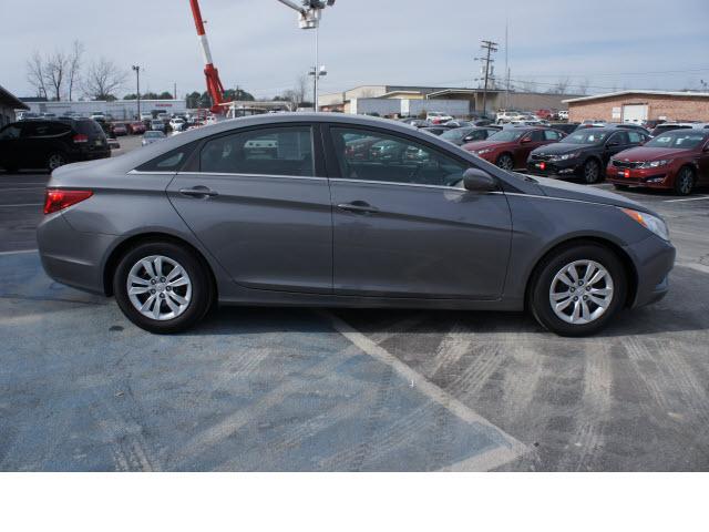 Hyundai Sonata 2011 photo 1