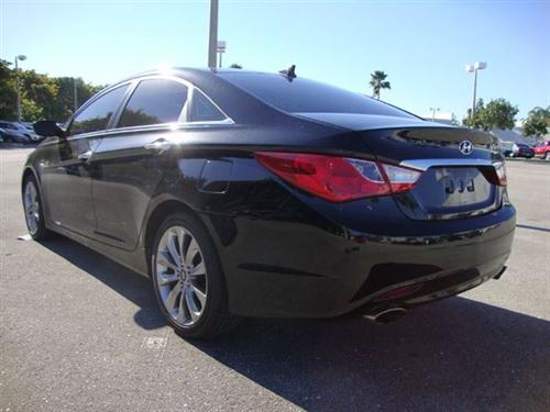 Hyundai Sonata 2011 photo 2