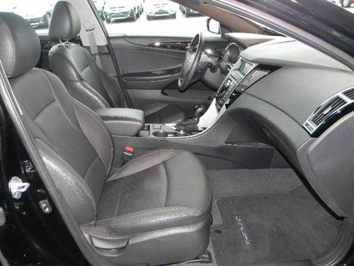 Hyundai Sonata 2011 photo 1