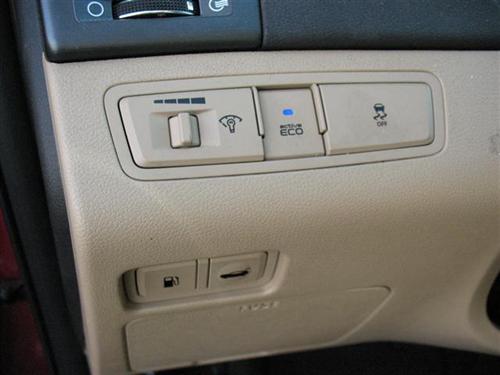 Hyundai Sonata 2011 photo 3