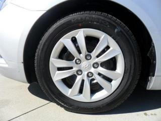 Hyundai Sonata 2011 photo 3