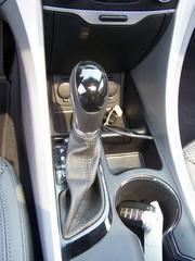 Hyundai Sonata 2011 photo 2