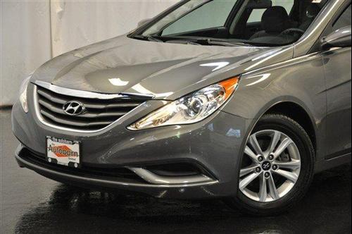 Hyundai Sonata 2011 photo 1