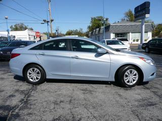 Hyundai Sonata 2011 photo 4