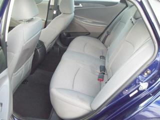 Hyundai Sonata 2011 photo 2