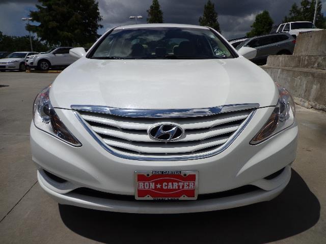 Hyundai Sonata 2011 photo 4