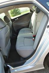 Hyundai Sonata 2011 photo 2