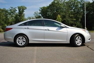 Hyundai Sonata 2011 photo 4