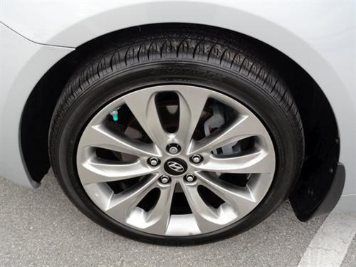 Hyundai Sonata 2011 photo 1