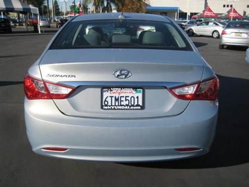 Hyundai Sonata 2011 photo 4
