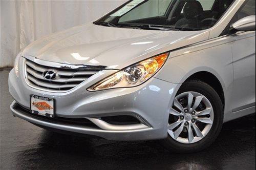 Hyundai Sonata 2011 photo 1