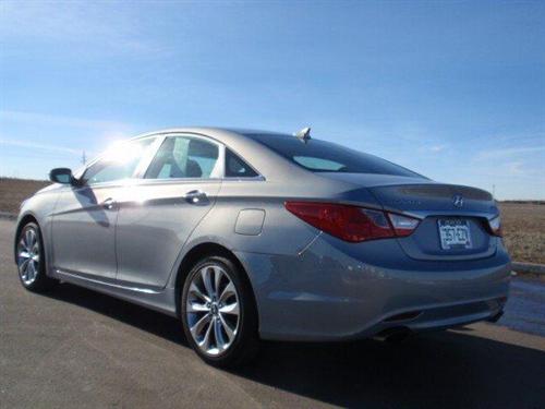 Hyundai Sonata 2011 photo 3
