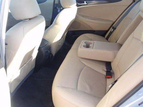 Hyundai Sonata 2011 photo 4