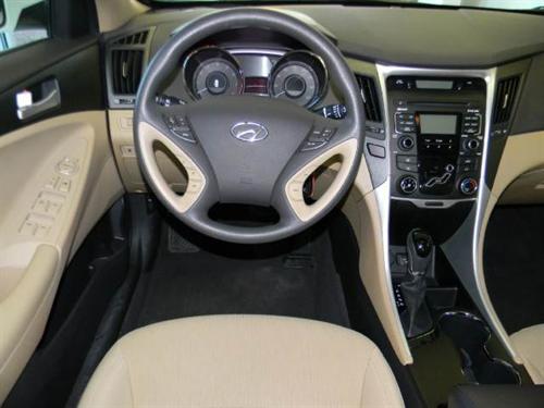 Hyundai Sonata 2011 photo 3