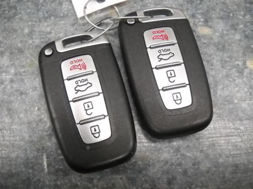 Hyundai Sonata 2011 photo 1